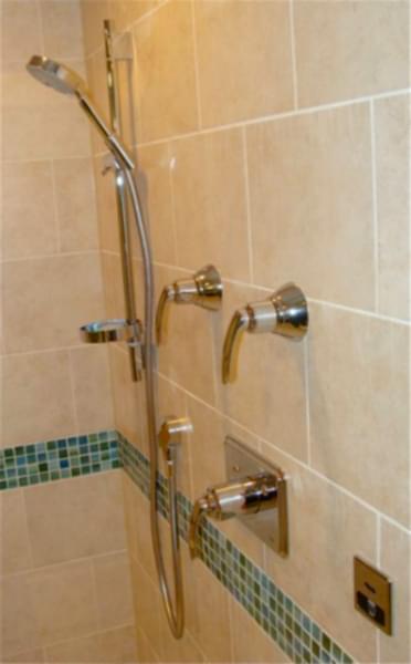 showerwallhead3