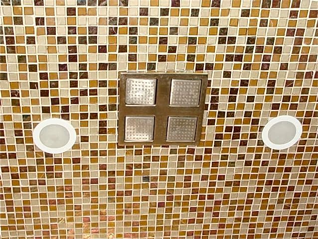 tile1